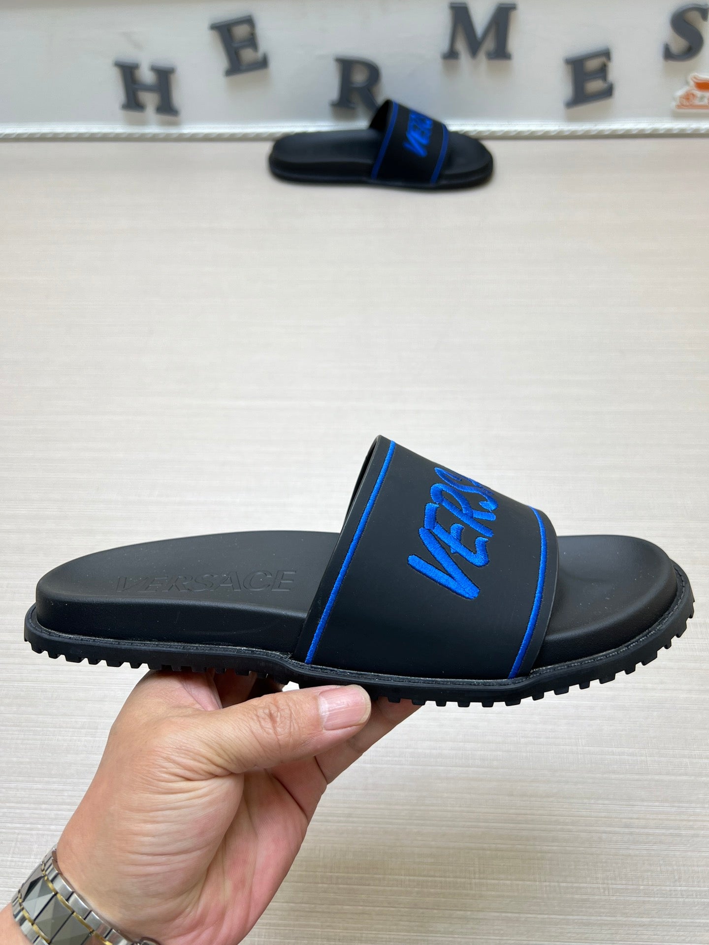Z5ZV54 Popular slippers