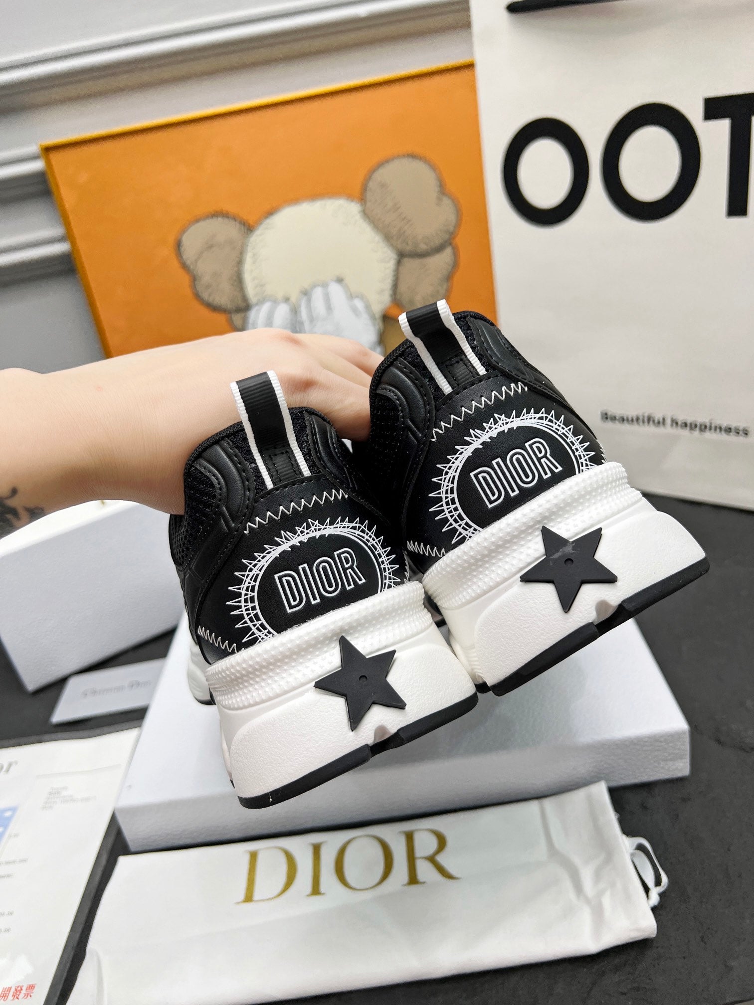 Z2Q105D312 Popular high-quality Shoes