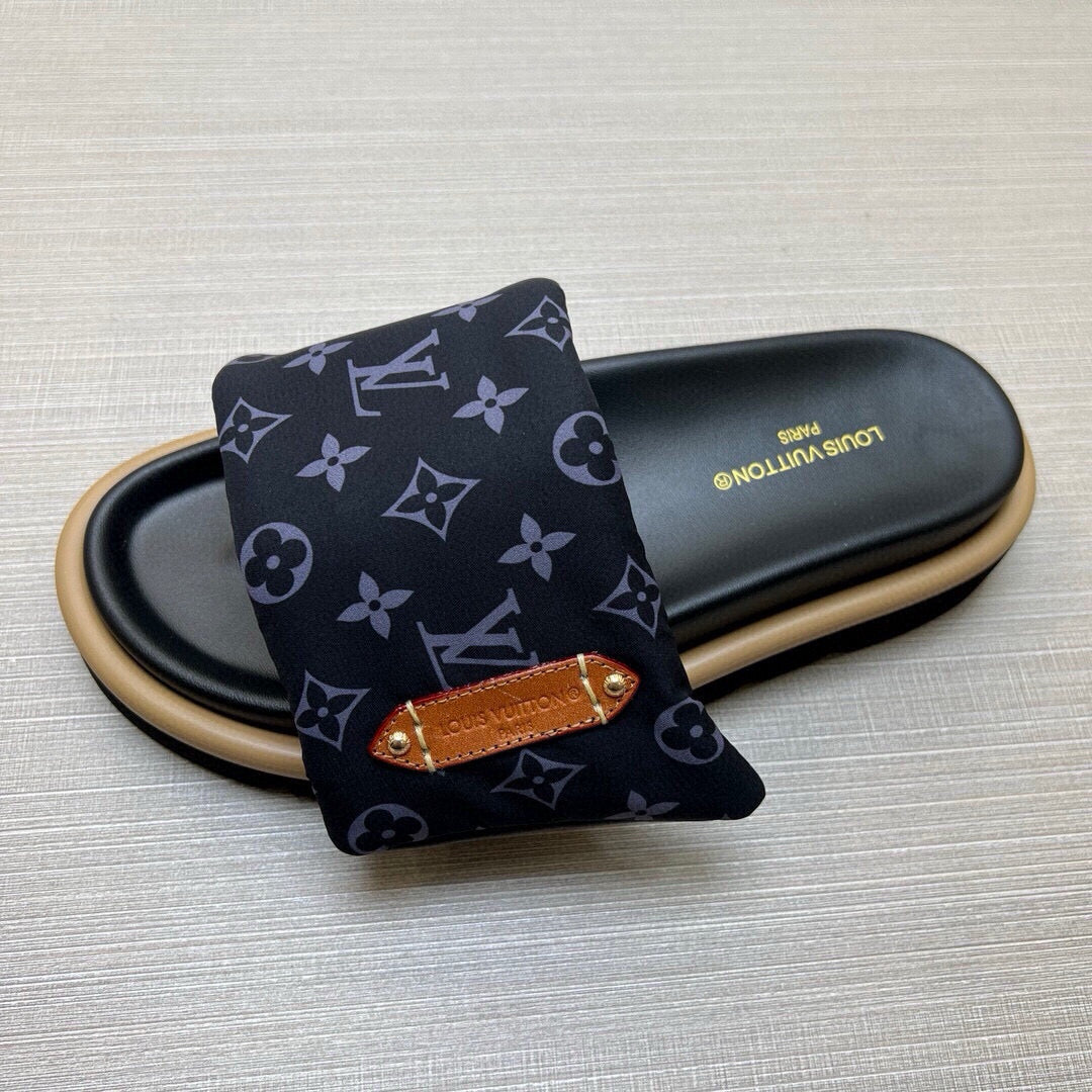 Z5QE9 Popular Slippers