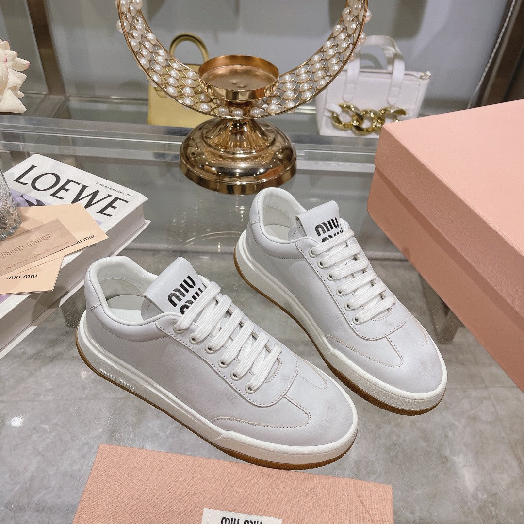 Z1P54A117 Popular shoes