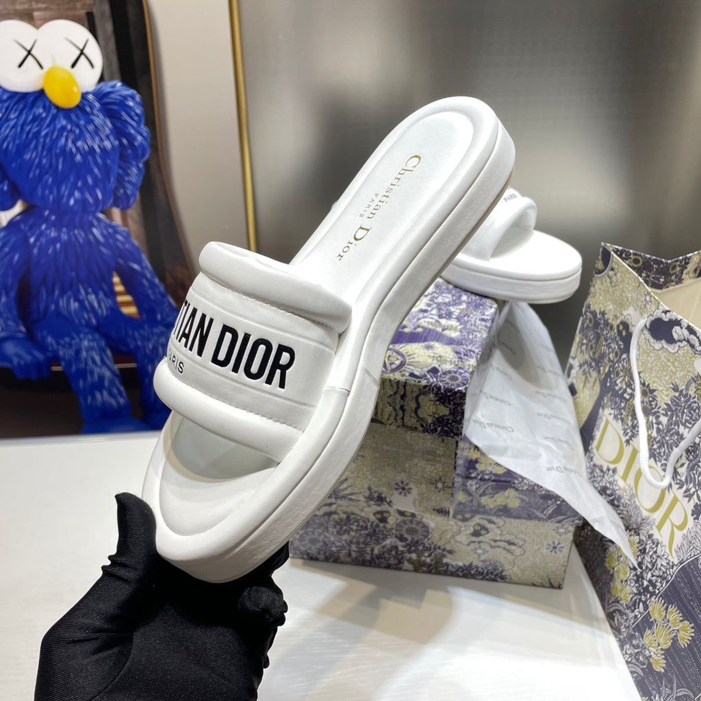 Z1Z54D76 Popular slippers