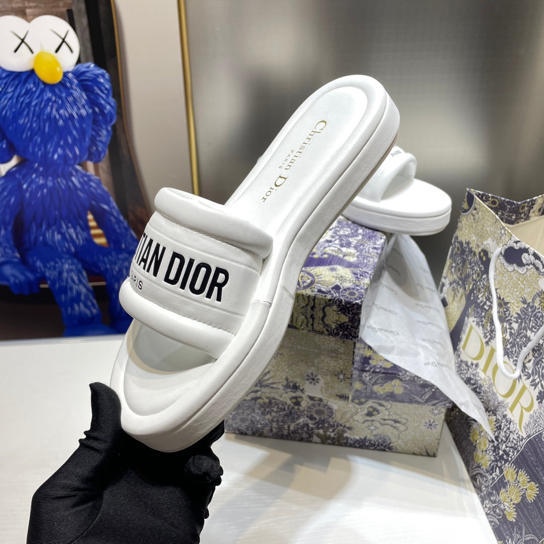 Z1Z54D76 Popular slippers