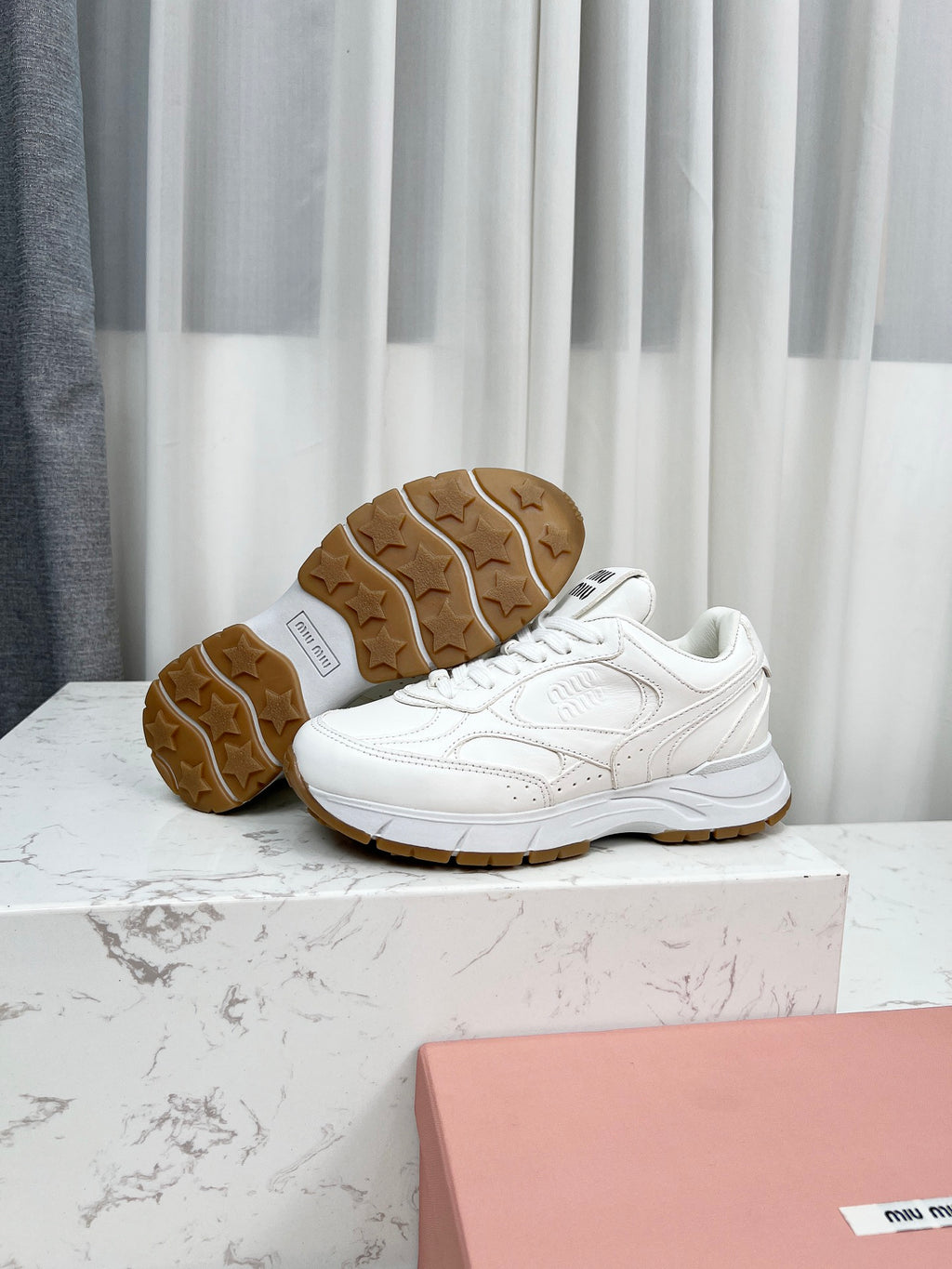 Z2Z85A47  Popular high quality shoes