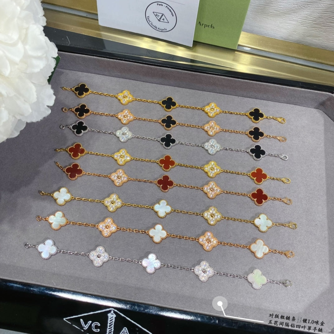 X5X53VA179K  Popular bracelets 5 flowers normal size1.5cm flower