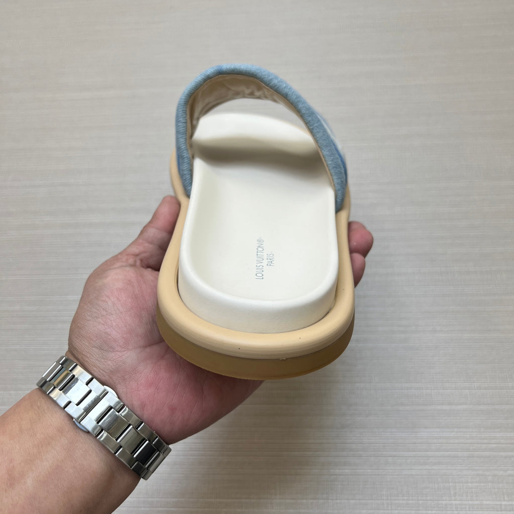 Z5Z35E301 Popular Slippers