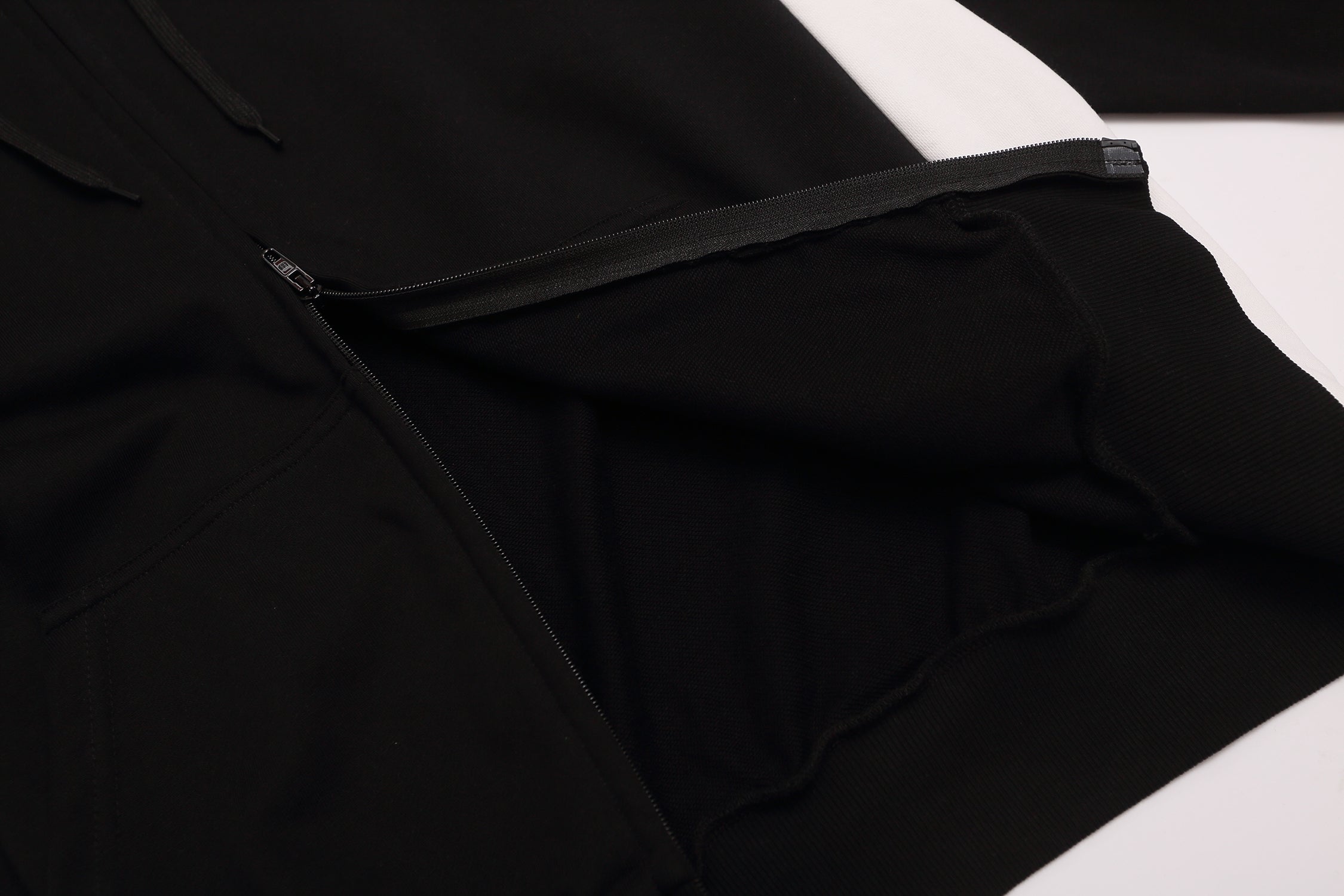 U1R86J34 Popular Coats