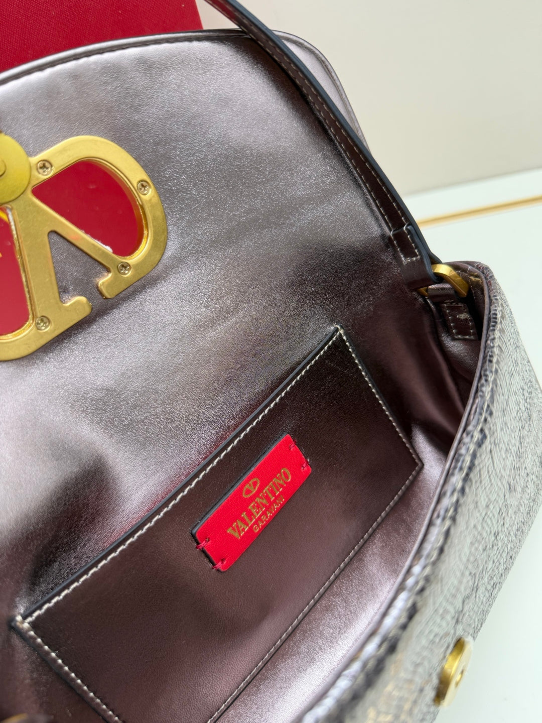 B1R76VL26 Popular  bag