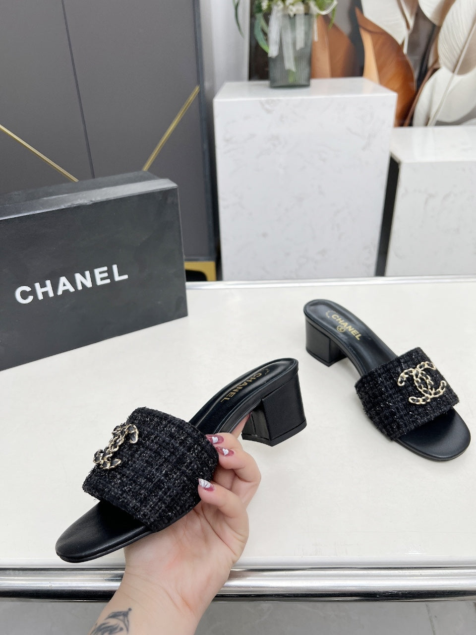 Z2Q55B30 Popular high-quality  Shoes