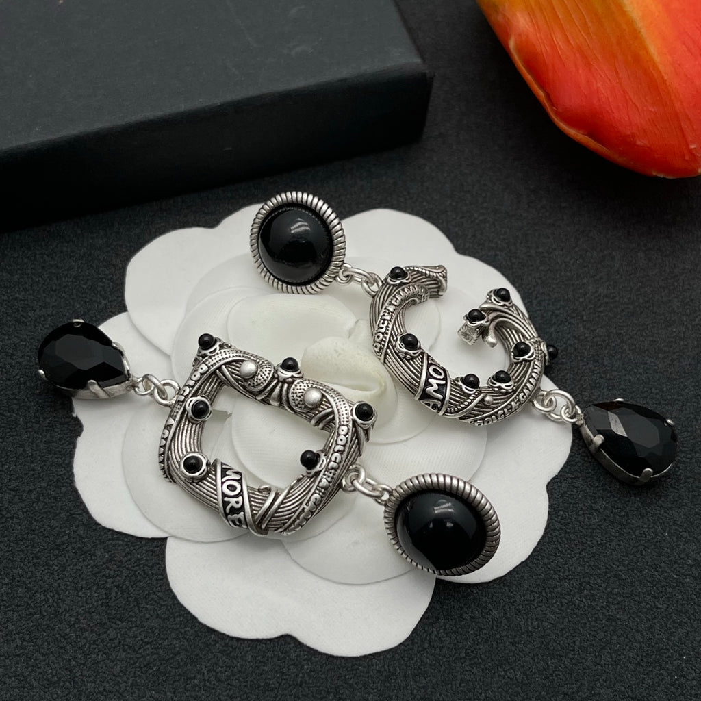 X1Z95A60E Popular Earrings