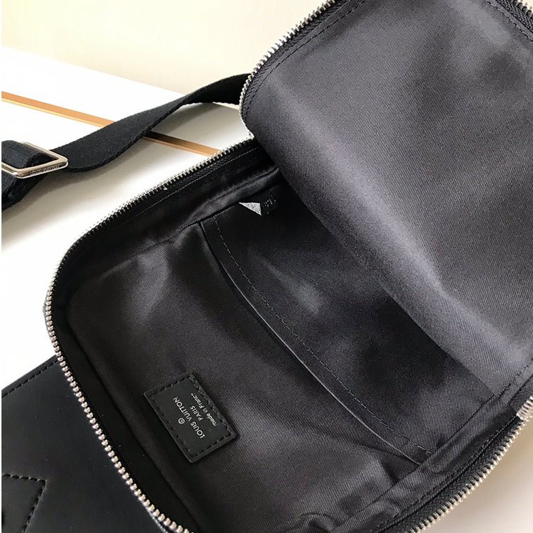 B1P20E19 Popular  leather bag 
