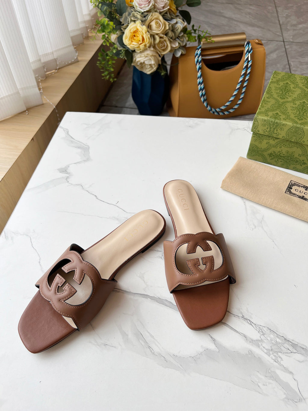 Z2X56B30 Popular high-quality leather Shoes