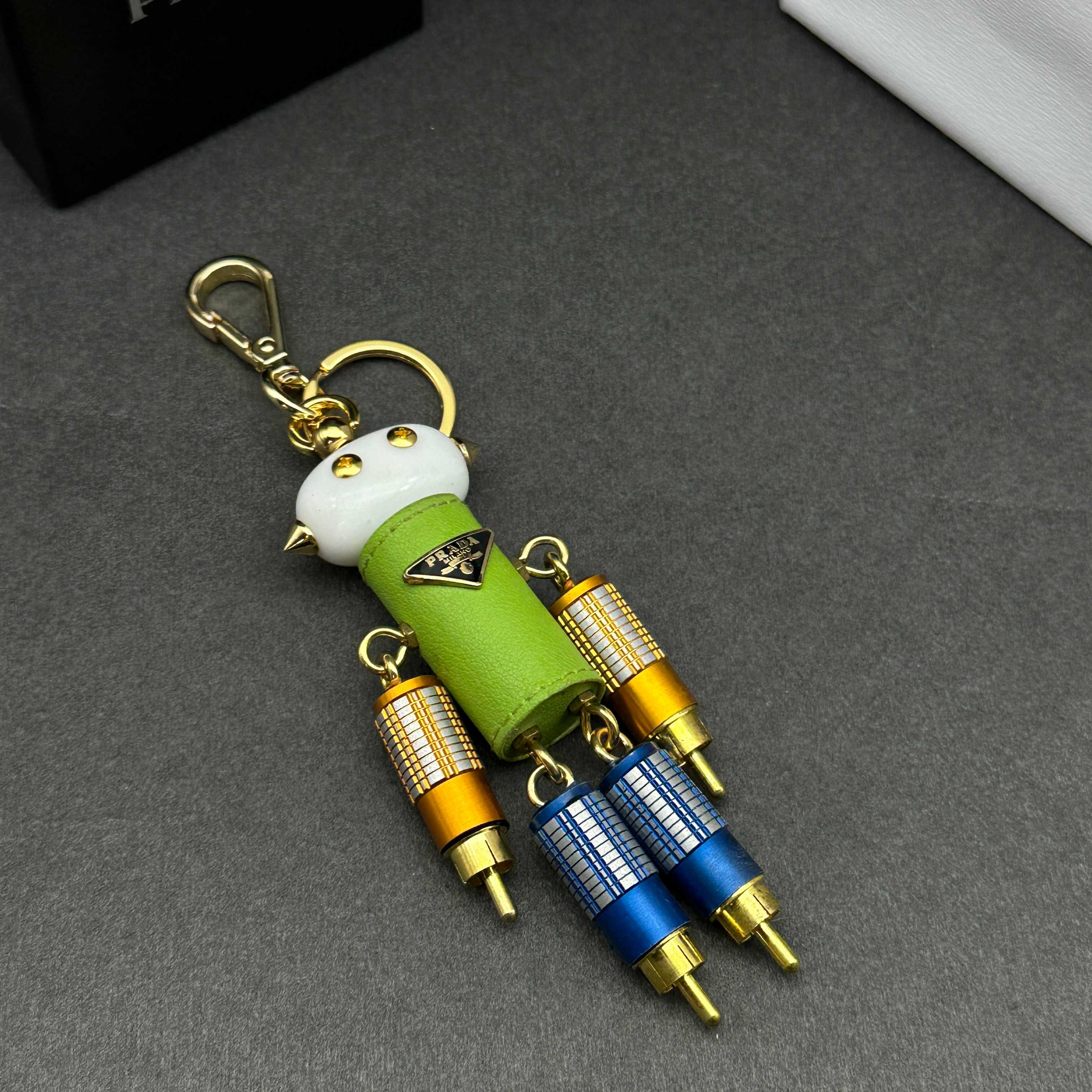 A1Q95P2 Popular bag 's charms accessories