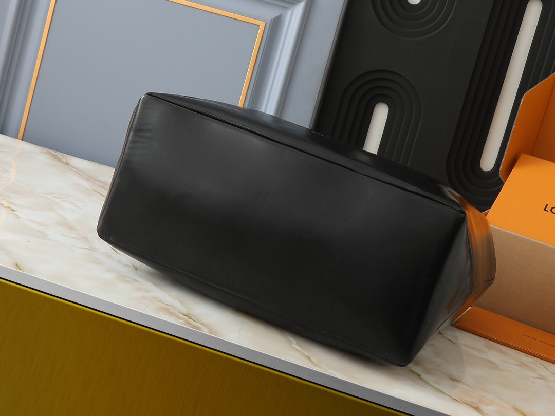B1X45E9 Popular  leather bag