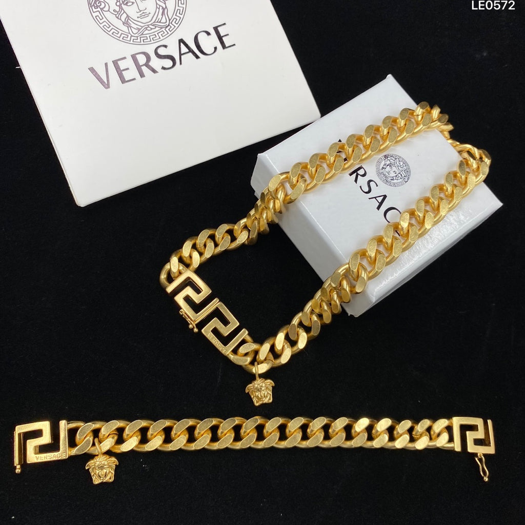 X1R75V61X Popular   Necklaces .  Bracelets