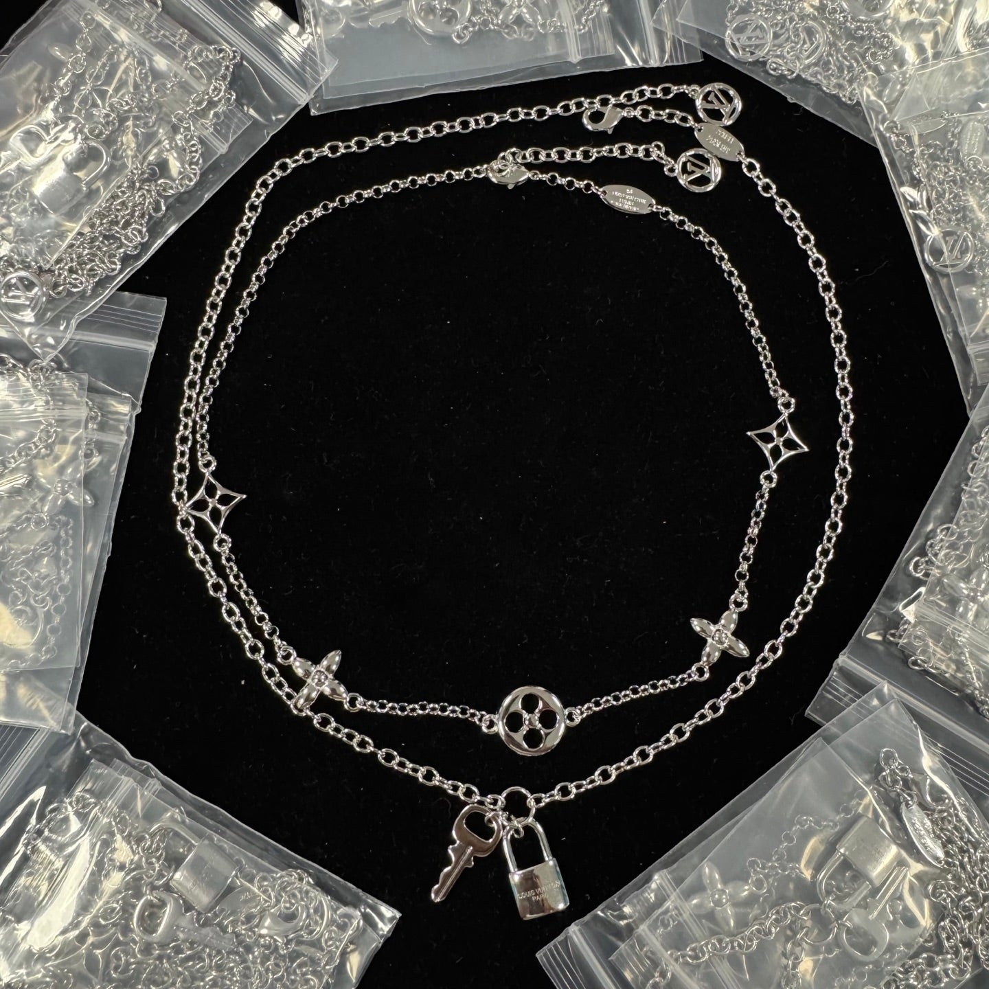 X1Q85E130X Popular Necklace
