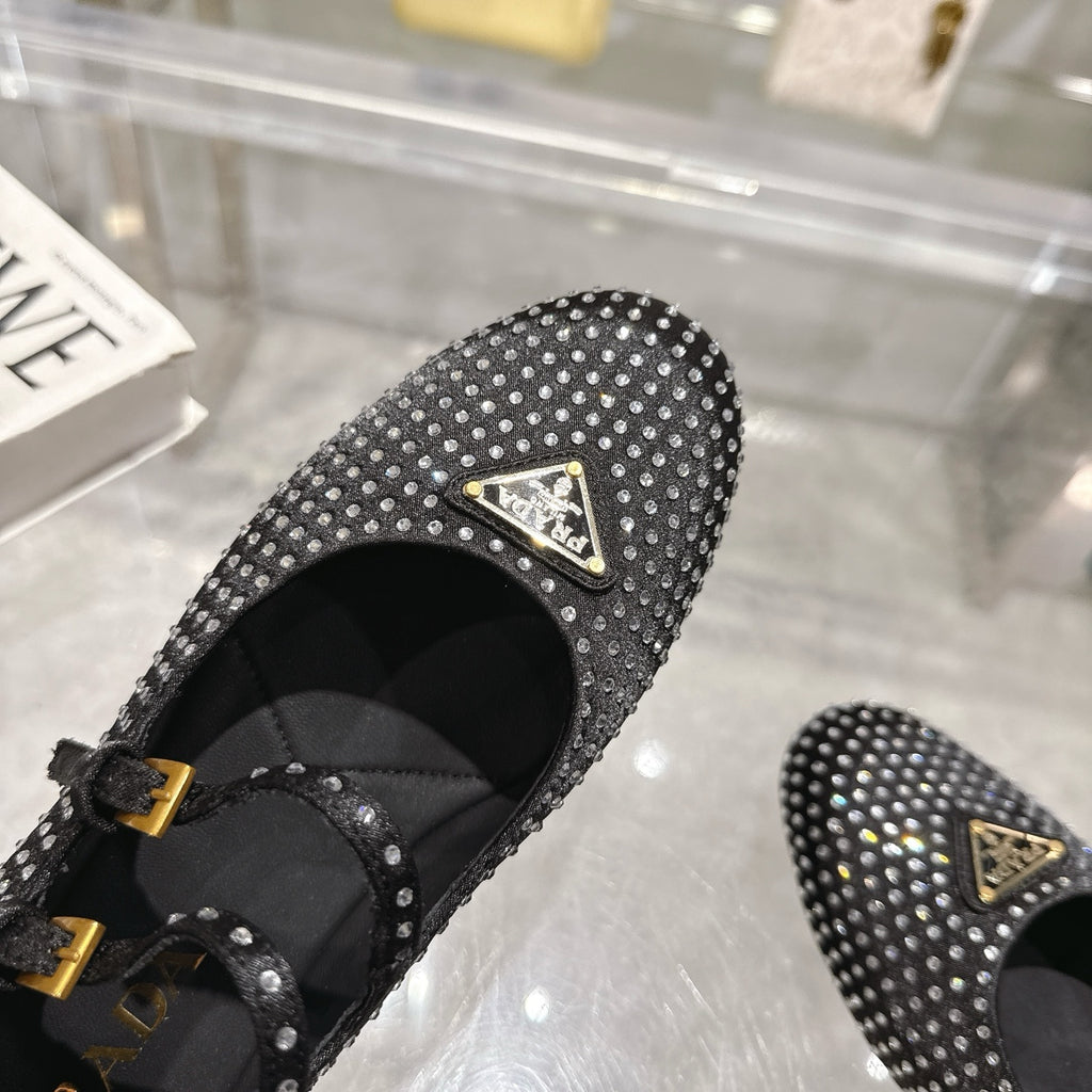 Z2R85P52  Popular high-quality shoes