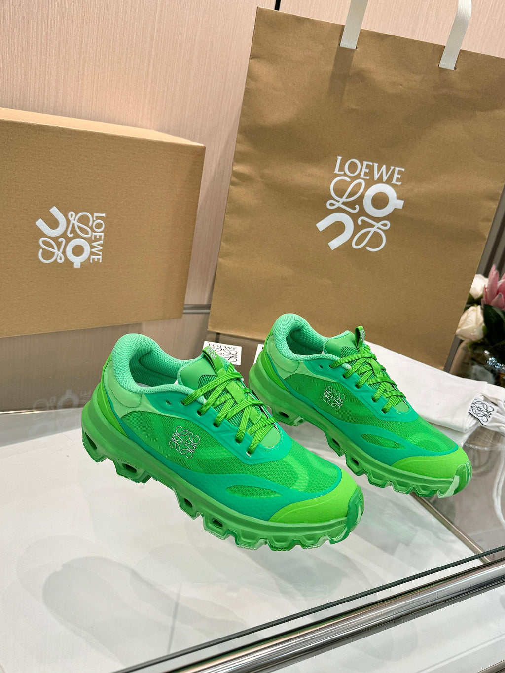 Z2Q95A182  Popular high-quality Shoes