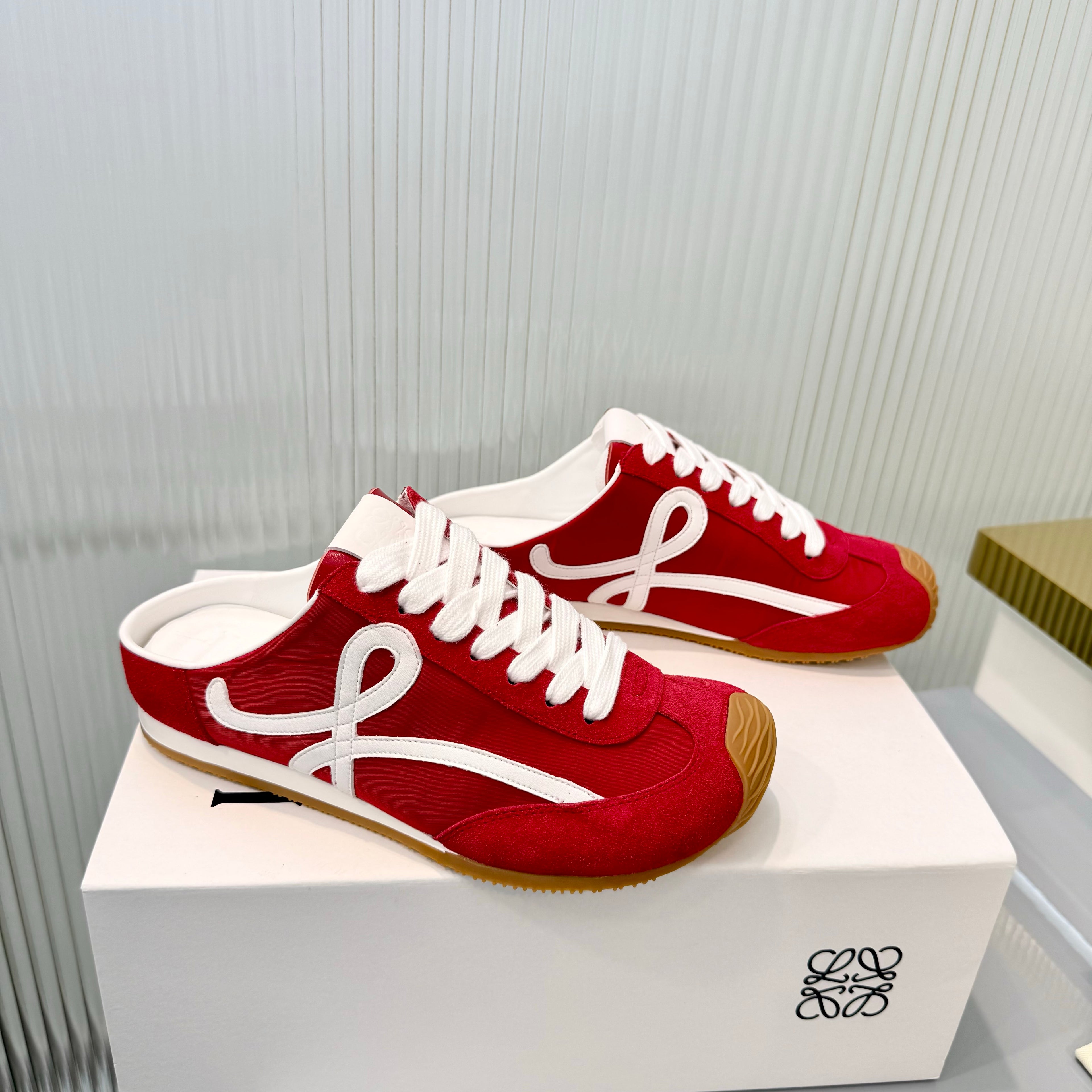 Z2R76A8 Popular high-quality shoes