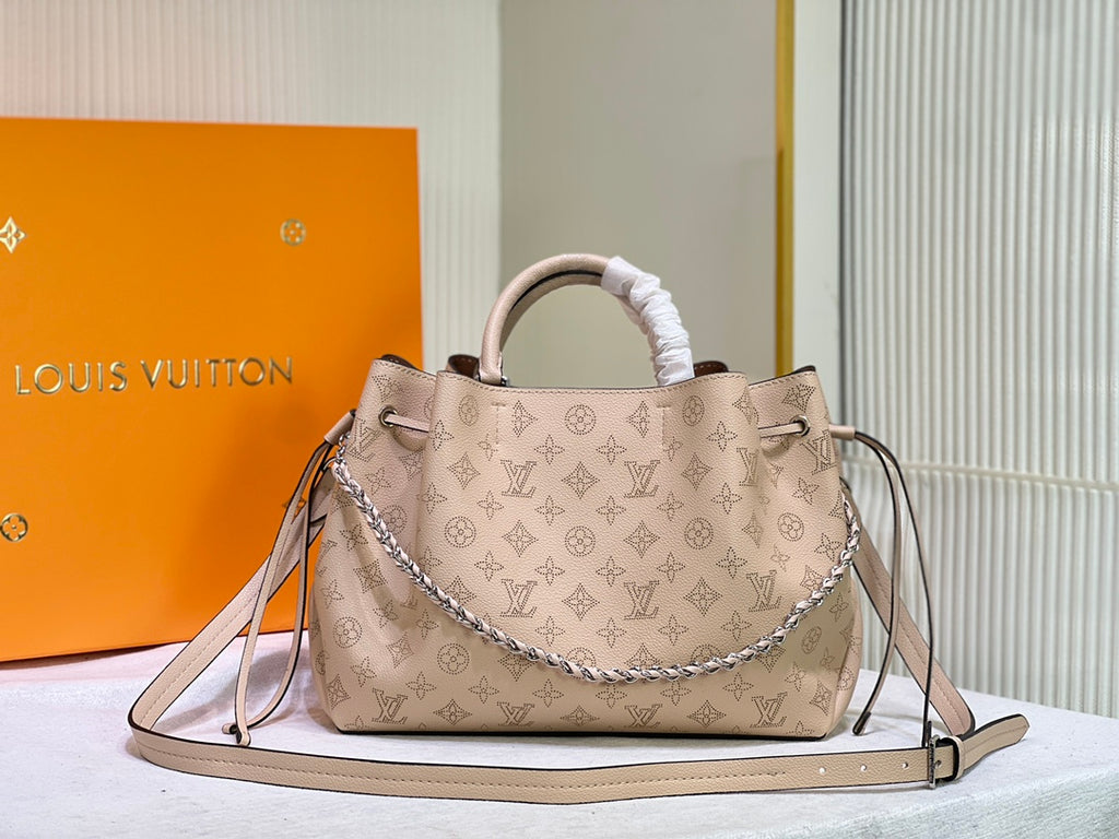 B1N55E39 Popular  leather bag