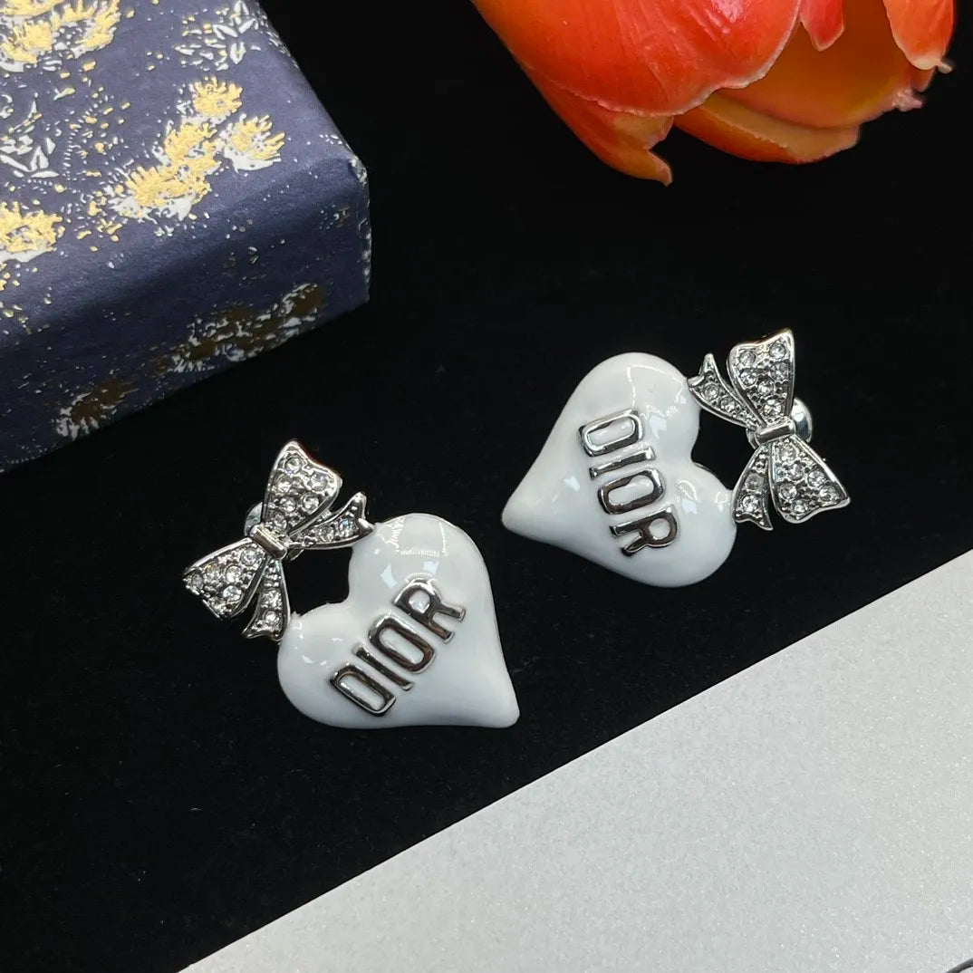 X1Z94D772E Popular  Earrings