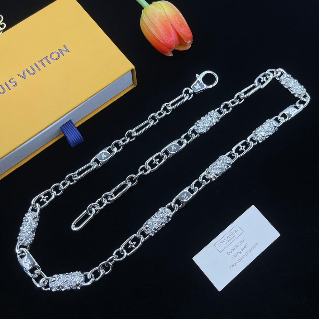 X1Q85E127X Popular Necklace