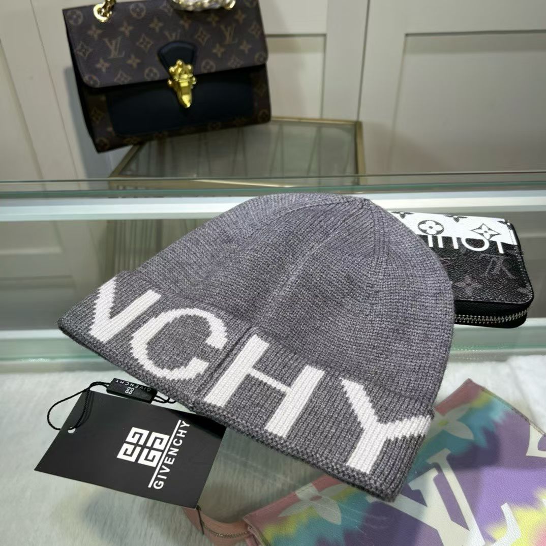 M1R86GV95 Popular hats