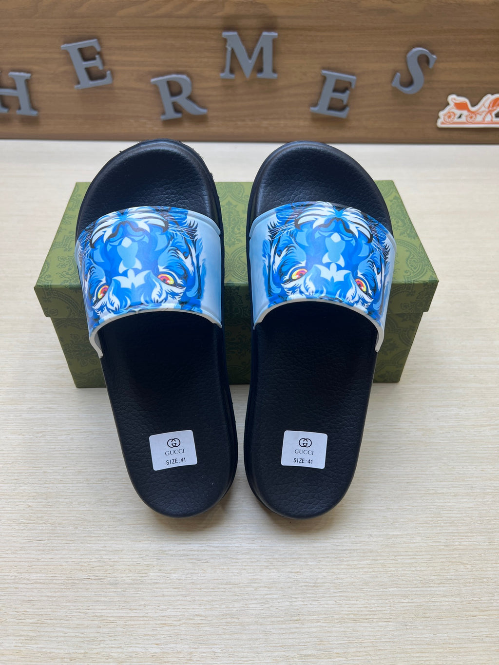 Z5R66B26 Popular Slippers