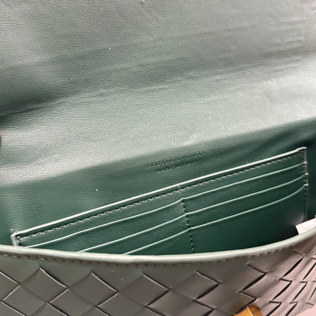 B1X44A380 Popular  leather bag 