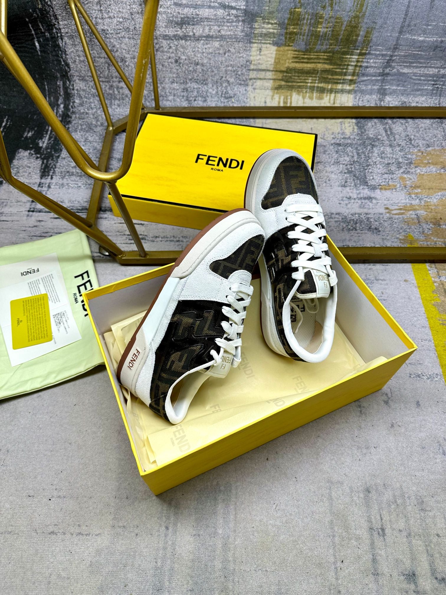 Z2N95F13  Popular high quality shoes