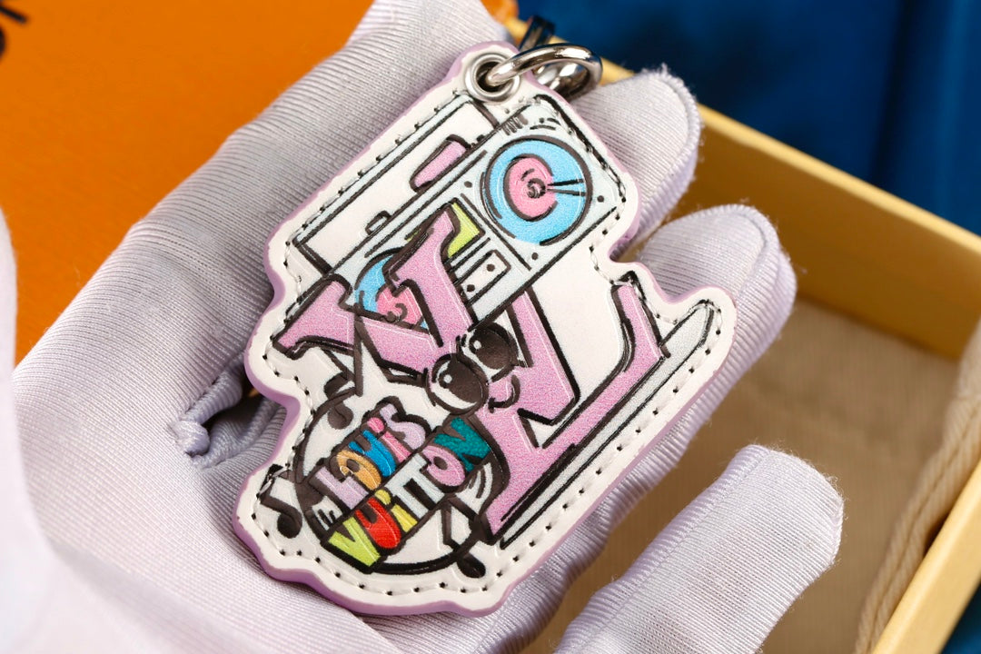 A1R35E9  Popular key closure