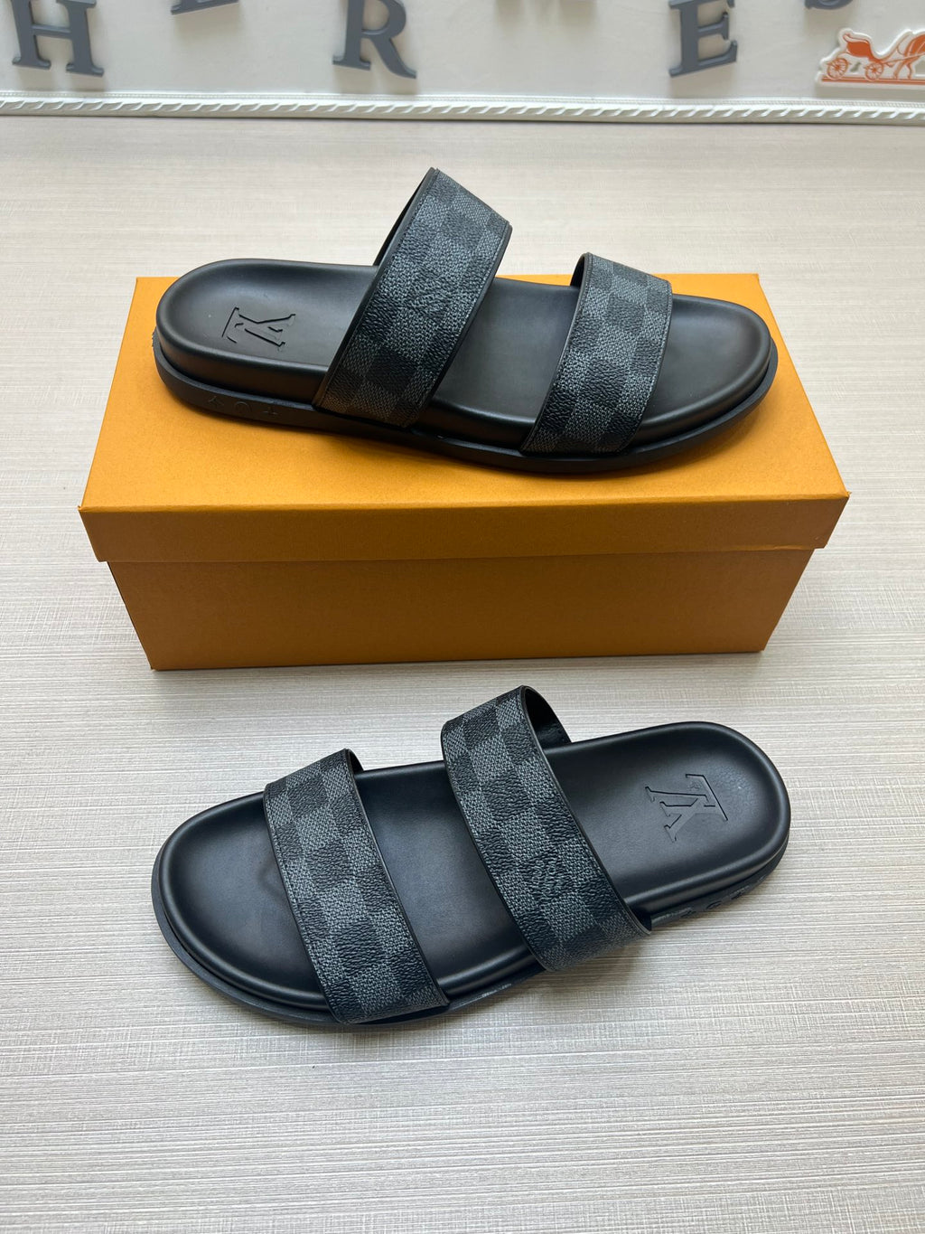 Z5ZE59 Popular slippers