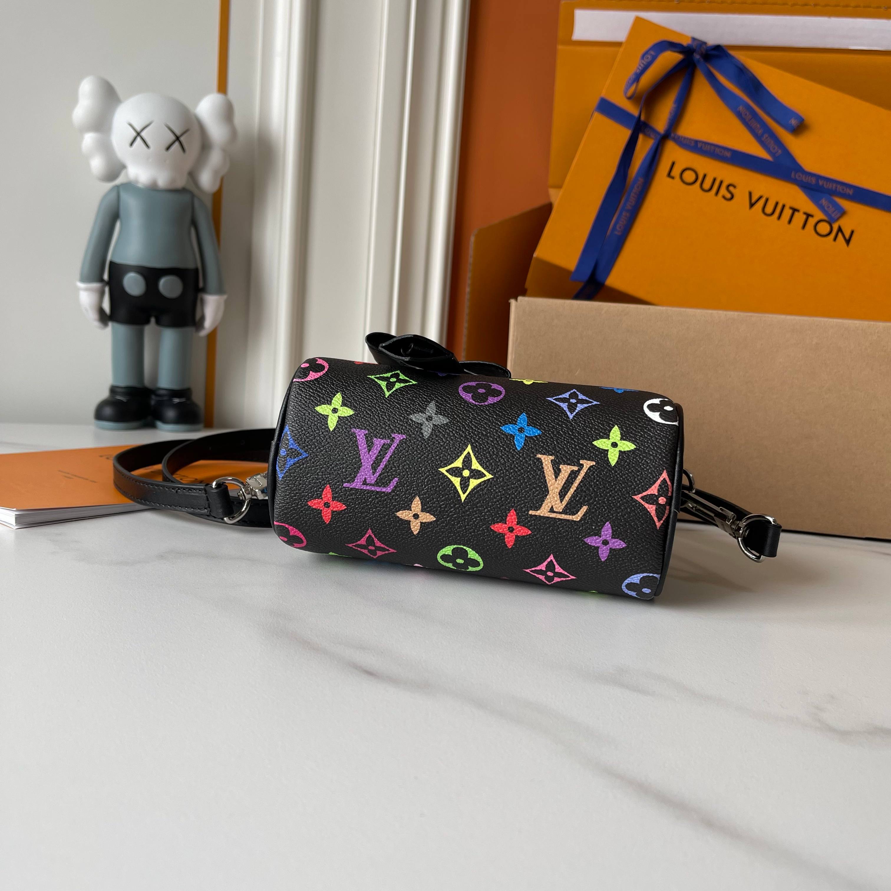 B1W35E98 Popular leather bag
