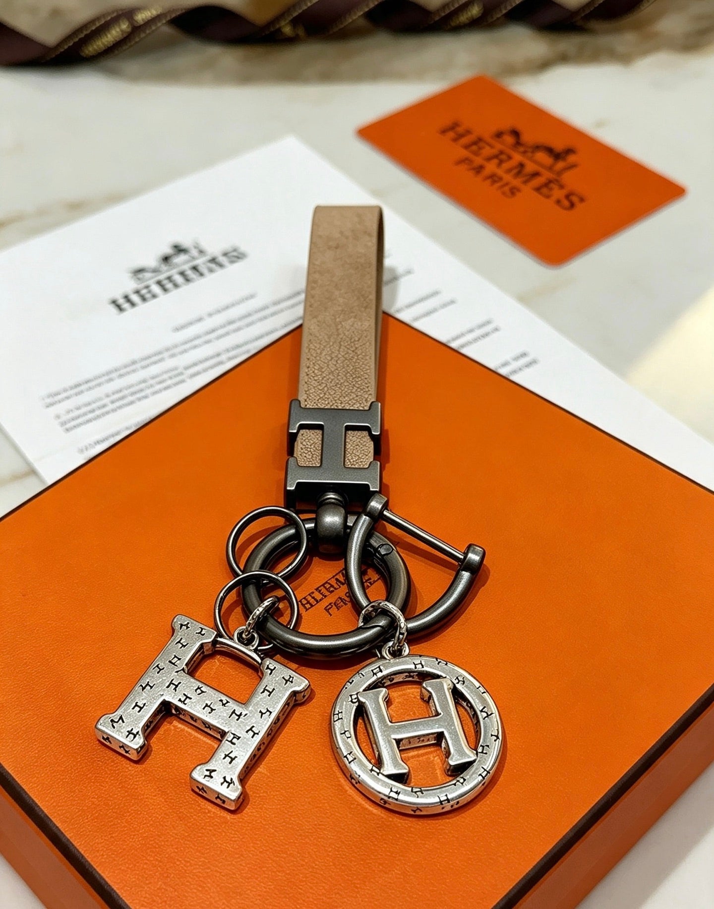 A1R76H106 Popular bag 's charms accessories