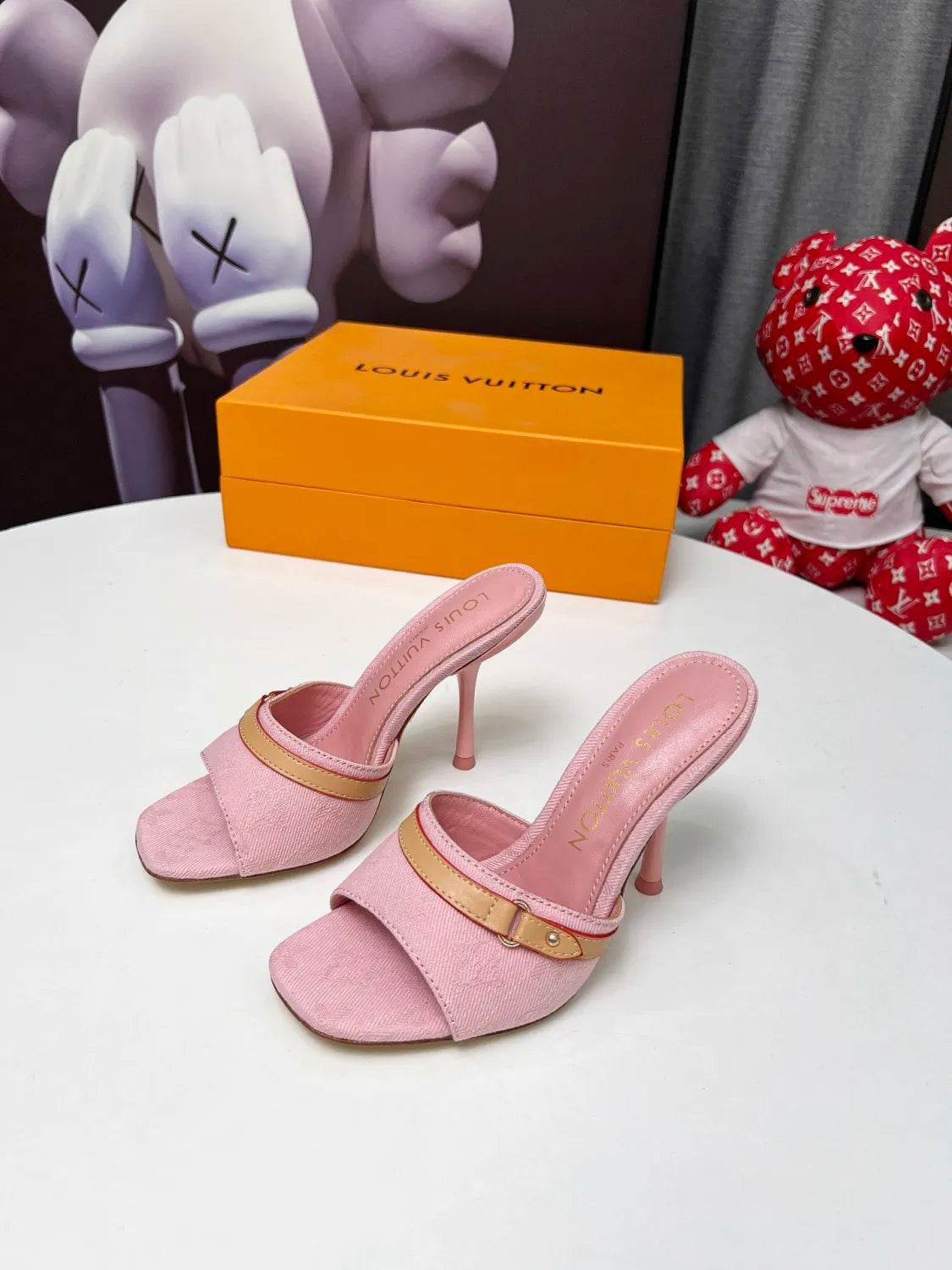 Z2R45E25  Popular high-quality shoes