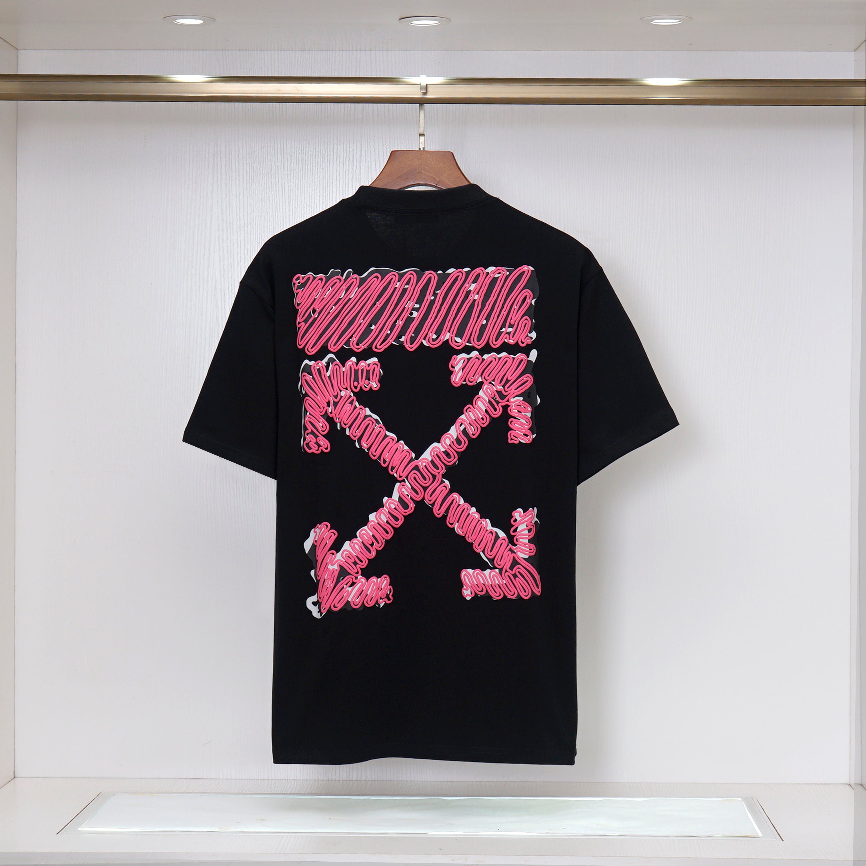 U1N65A20 Popular T-shirt