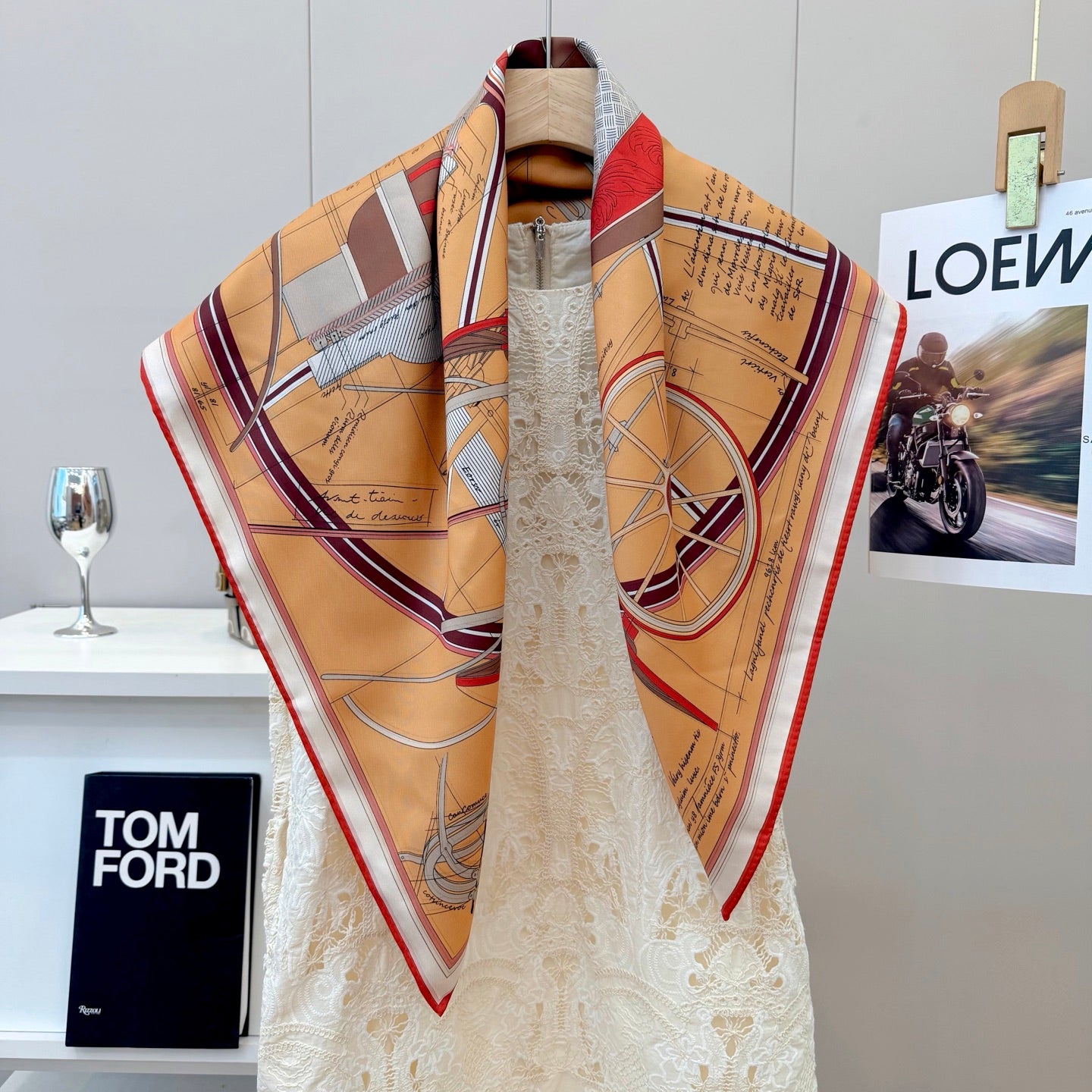 W1N36H5 Popular Silk Scarve