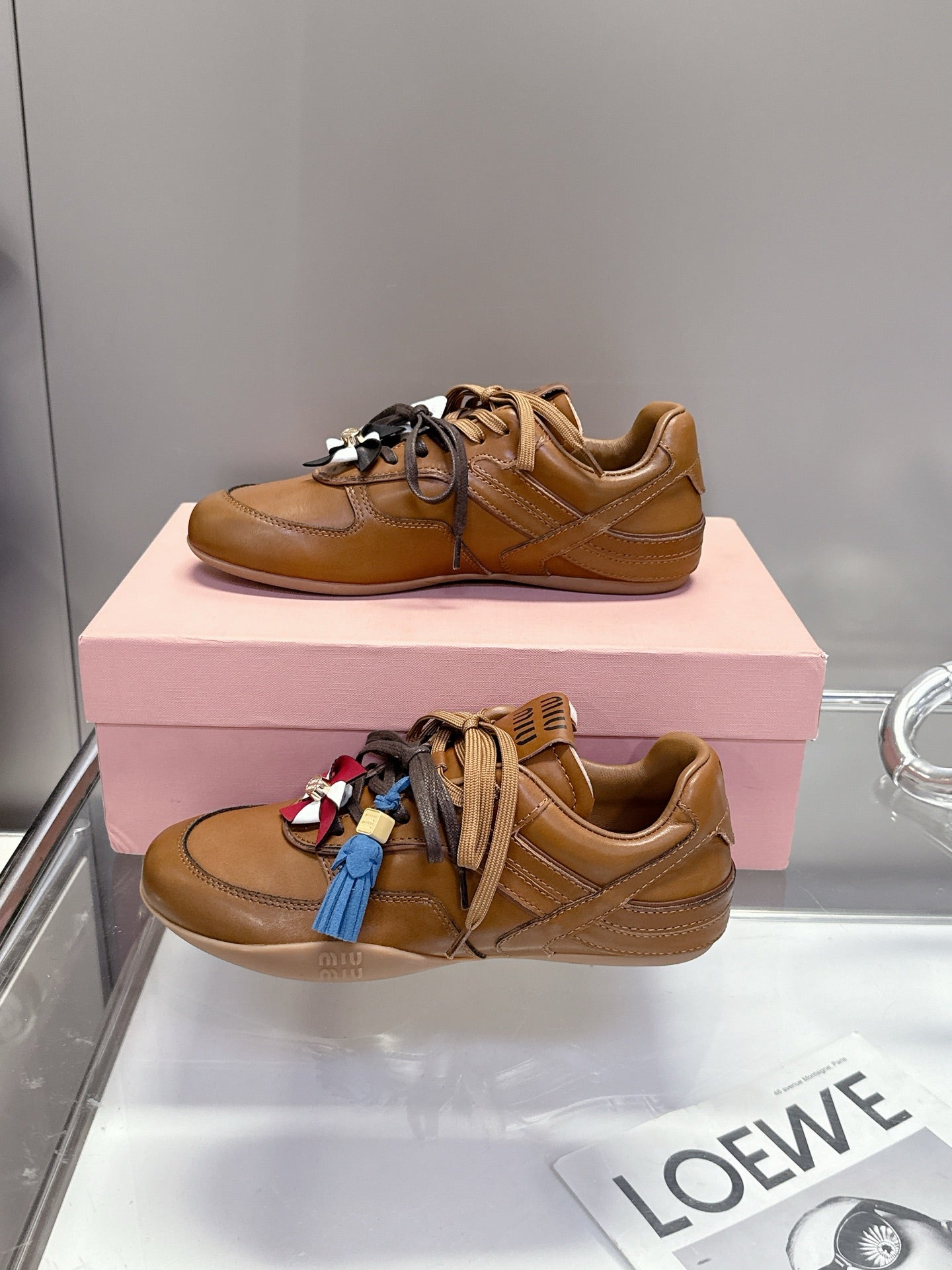 Z2Q105A261 Popular high-quality Shoes