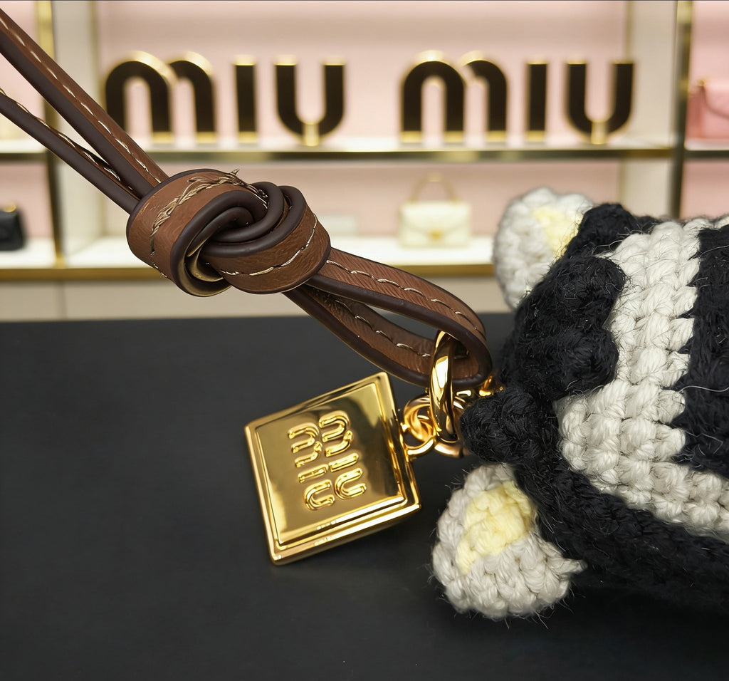 A1R46A17 Popular bag 's charms accessories