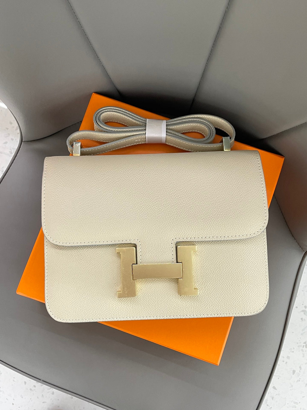 B1N55H65 Popular  leather bag