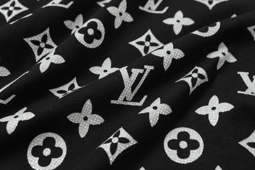 U1R45E152 Popular T-shirt