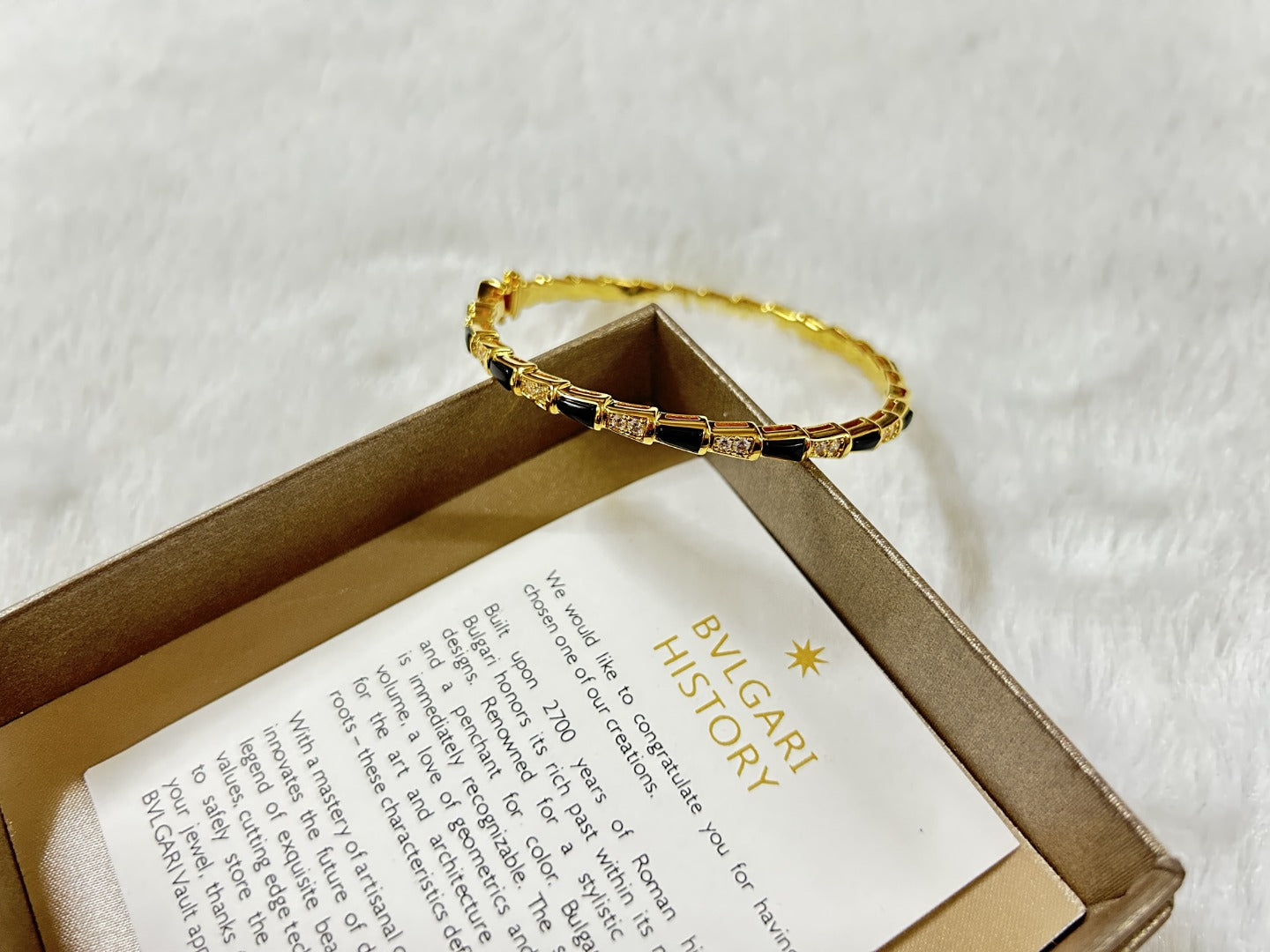 X1Q85S94K  Popular Bracelets