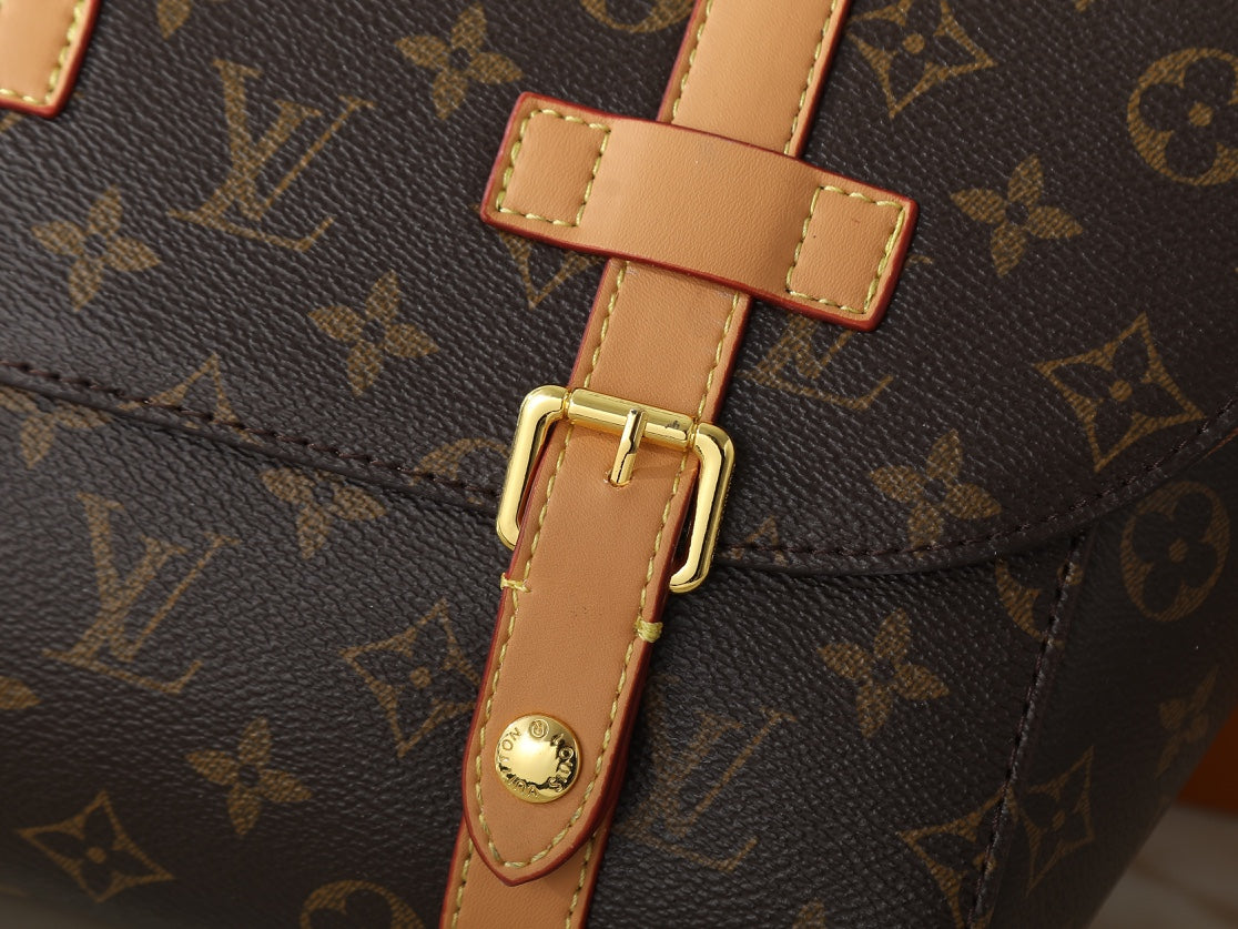 B1R76E56 Popular leather bag