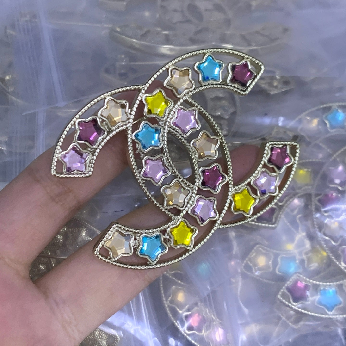 X1Z65C28X Popular Brooch