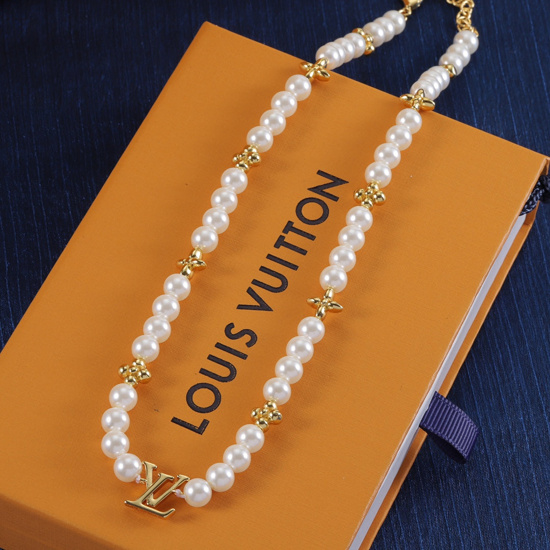 X1Z94E1017X Popular  Necklaces