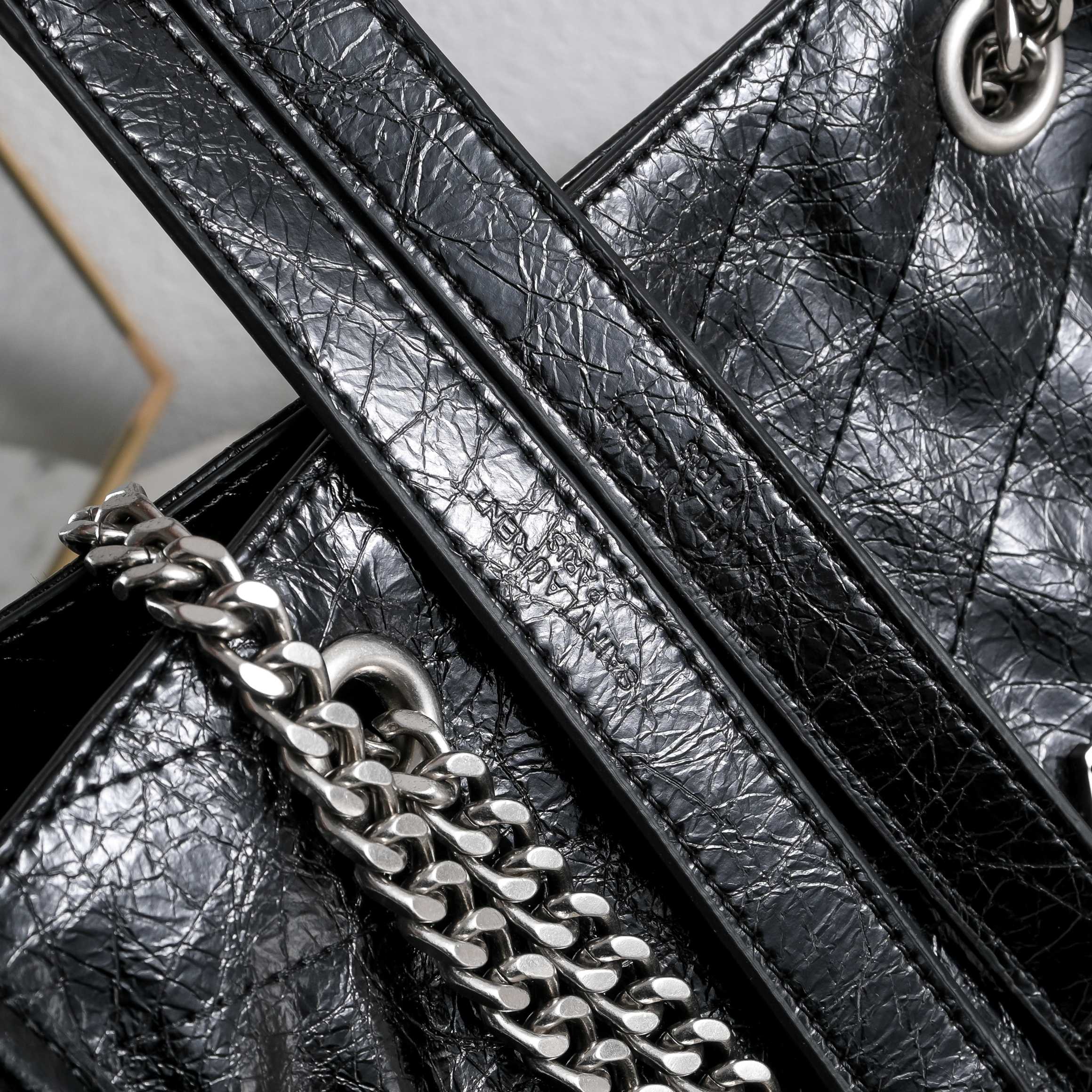 B1R76SL19 Popular leather bag