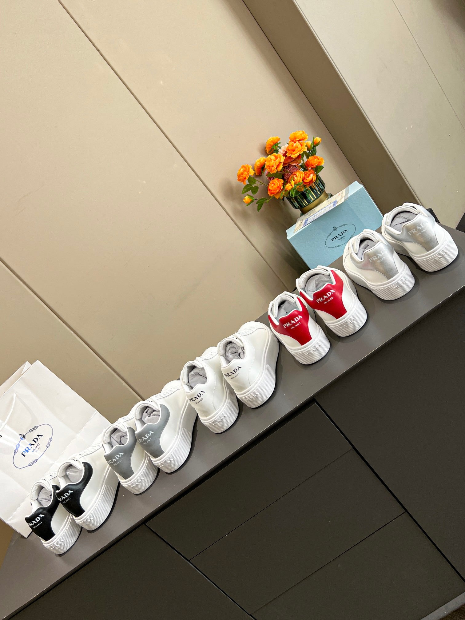 Z2Q105P251 Popular high-quality Shoes