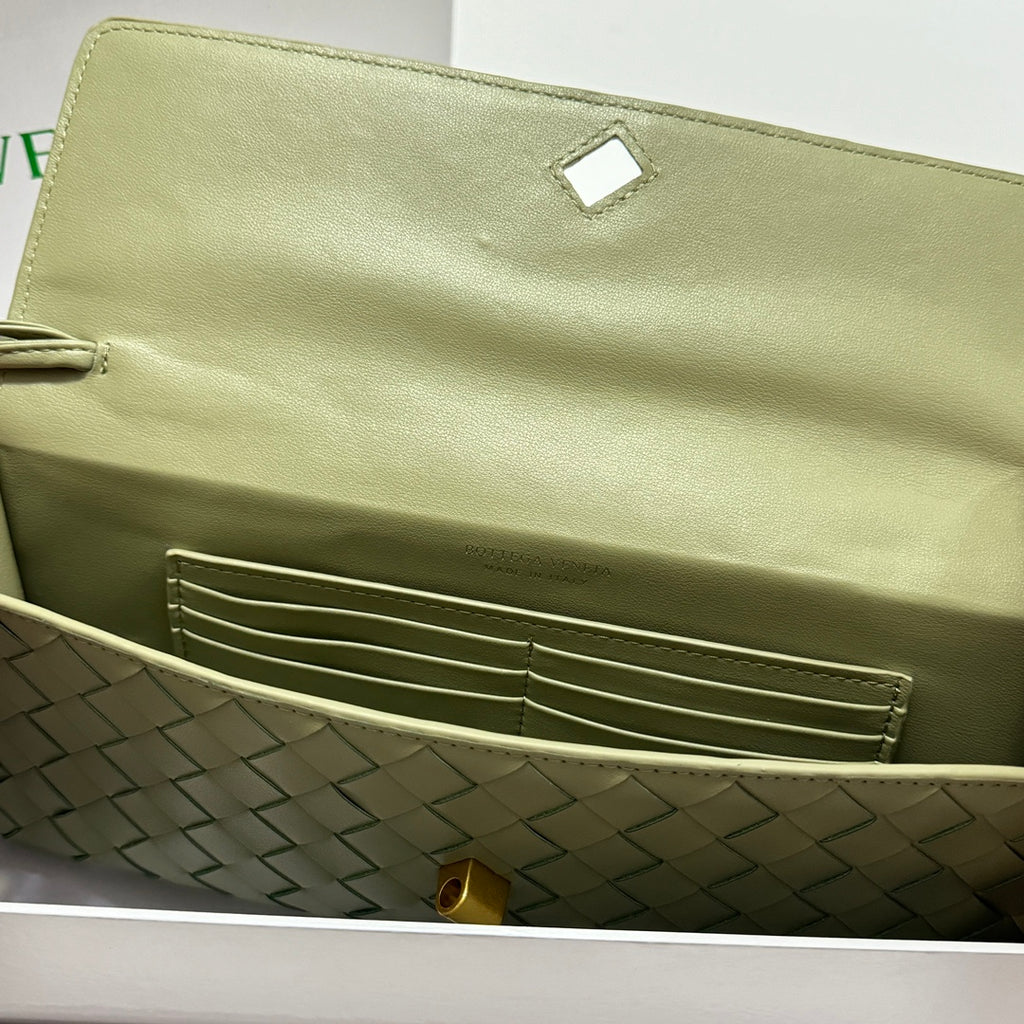 B1X44A380 Popular  leather bag 