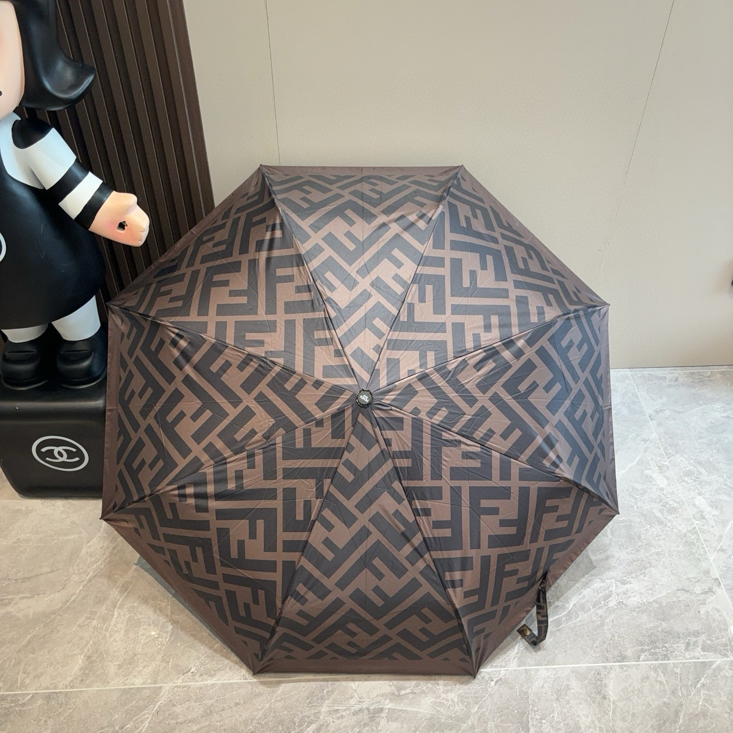 J1R85F121 Popular UV resistant umbrella