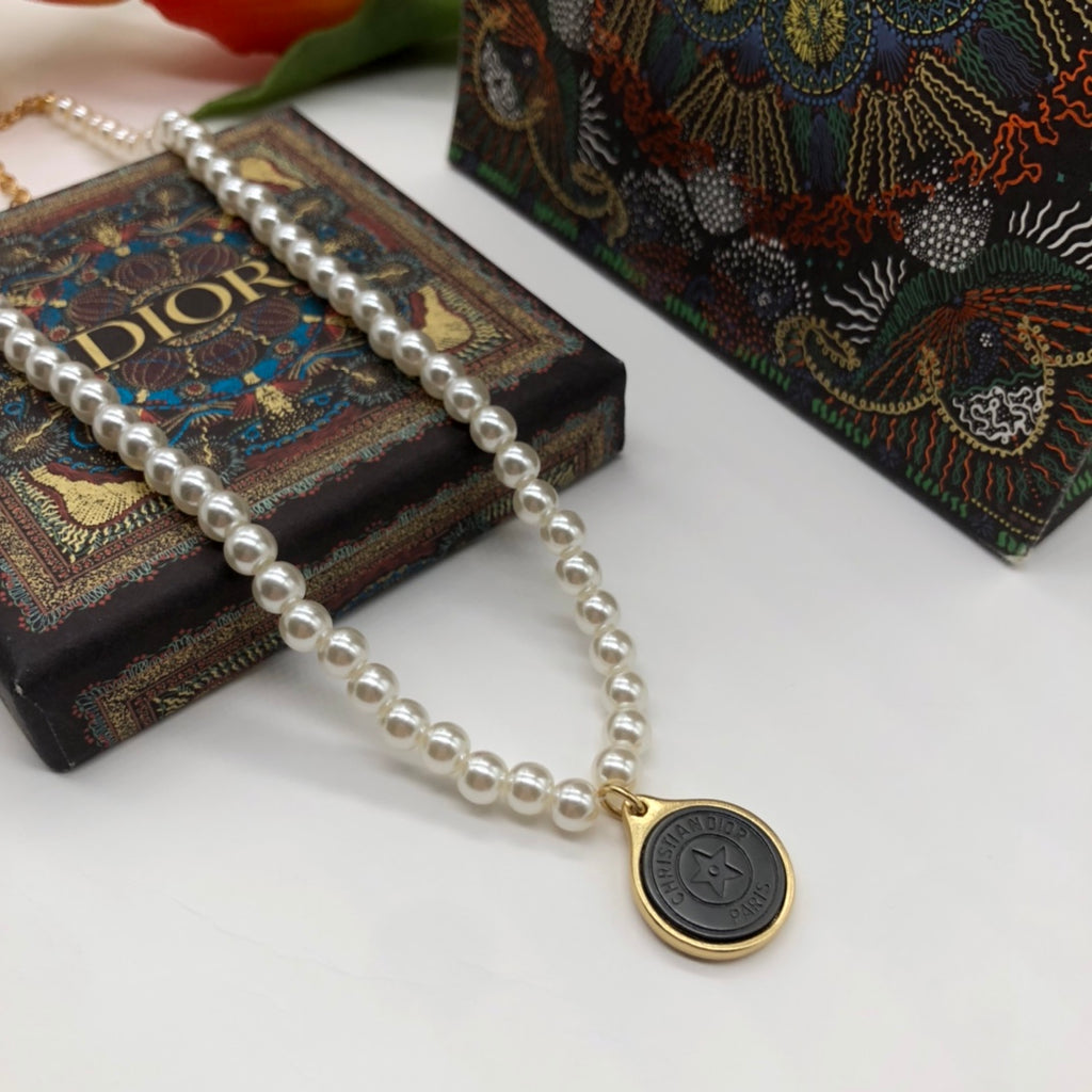 X1Q85D292X Popular Necklaces