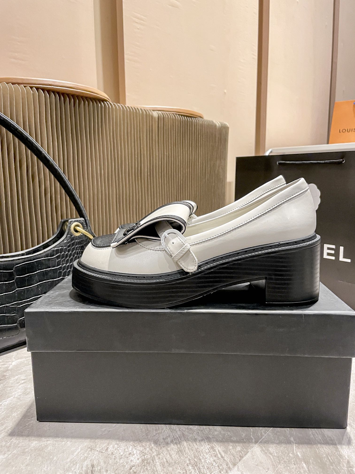 Z1JC21 Popular Casual shoes